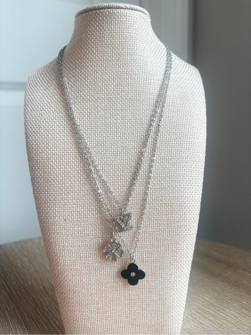 LV Fashion Silver Multi-Layer Pendant Necklace with Black Flower Charm
